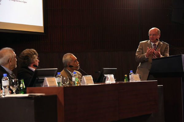 Qatar Conference Brings Together Scholars Focused on Science, Religion, Governance