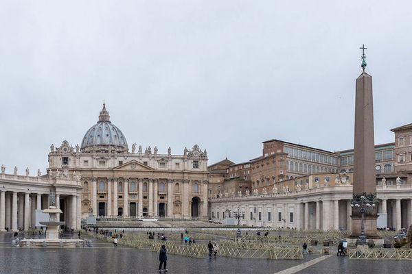 Faculty and students to participate in Vatican meeting on nuclear disarmament