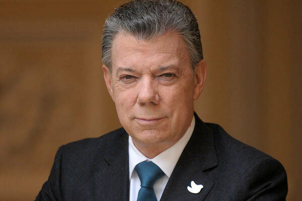 Former president of Colombia to teach in Keough School of Global Affairs, deliver public lecture