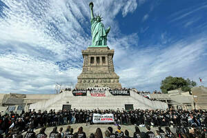 Members of JVP took over the Statue of Liberty to demand a ceasefire. Nov. 6, 2023