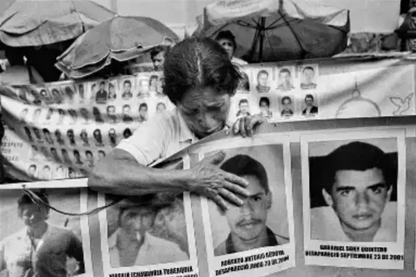 War and Peace by Other Means: Narratives of Victimhood and the Politics of Transitional Justice